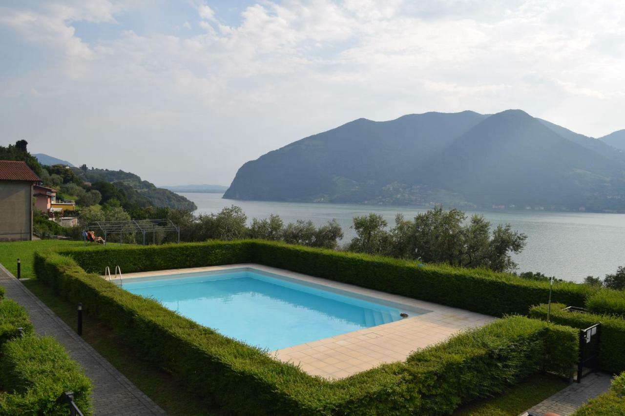 Appartamento Agnesi Monte Isola Exterior foto