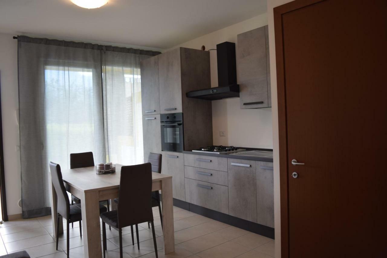 Appartamento Agnesi Monte Isola Exterior foto